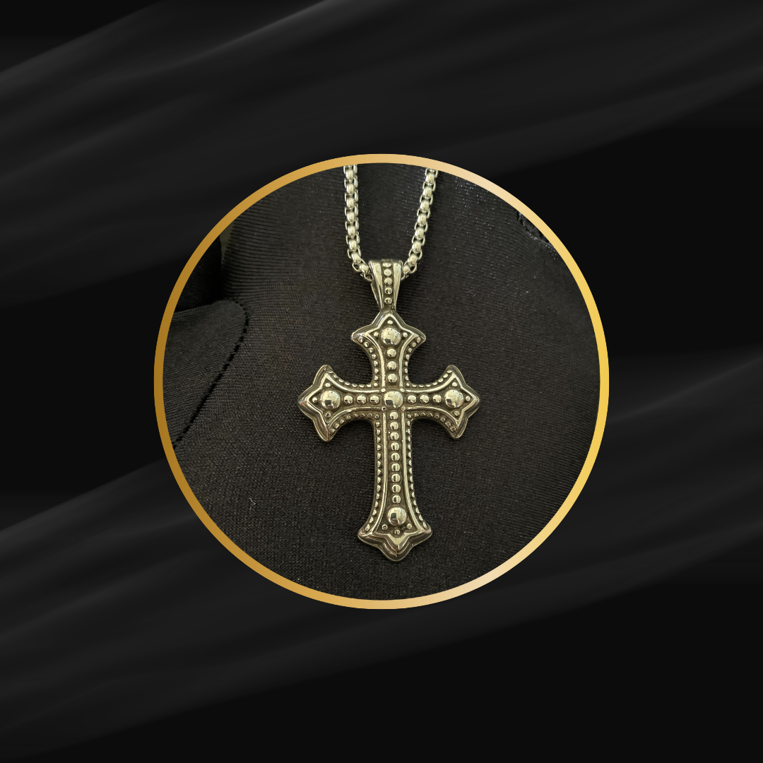 Roman Cross Pendant with Chain – Classic & Bold